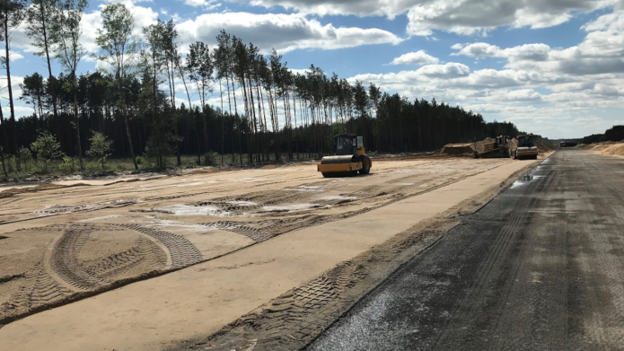 Rozbudowa DW604 z Drogowym Odcinkiem Lotniskowym